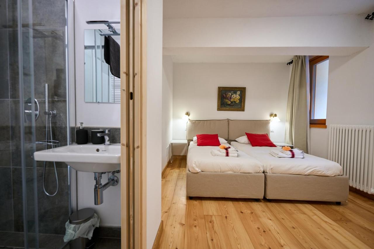Casa Al Sole Apt 1 Pinzolo Eksteriør billede